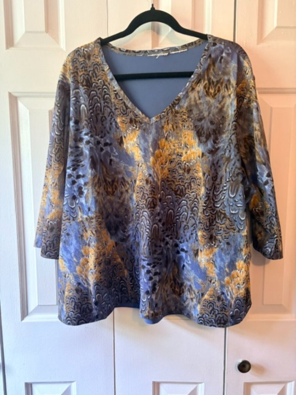 Blue Gold Abstract Print Layered V-Neck Tunic Top 3/4 Sleeve